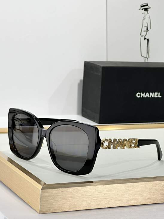 Picture of Chanel Sunglasses _SKUfw76989811fw